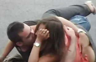 espiar a mi hermana xxx online latino en la ducha, dame una tira