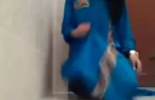 Jovencita follando videos gay bilatin en la cama